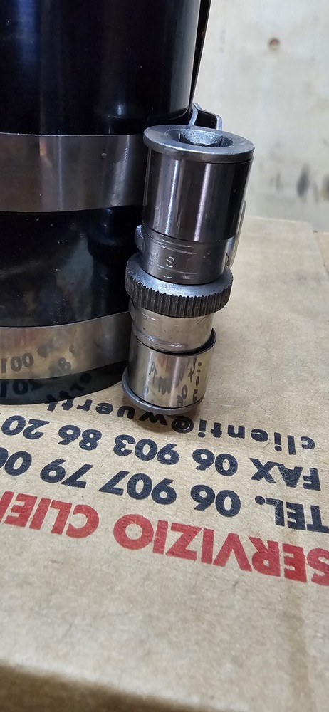 Würth universal tool for elastic piston bands