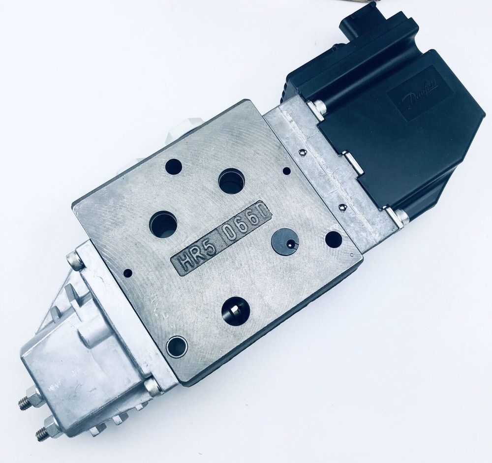 87346809 VALVE SLICE FITS CNH