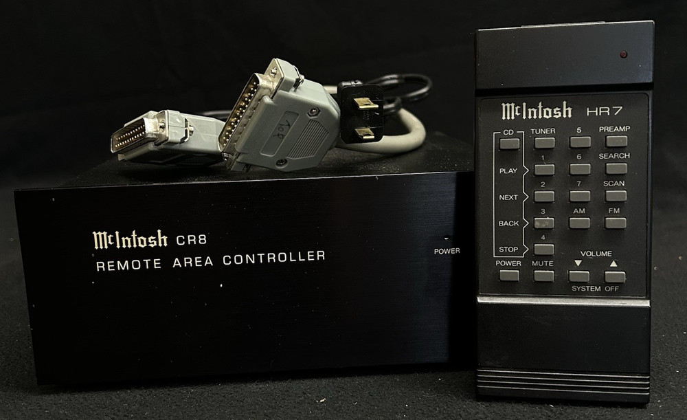 McIntosh CR8 Remote Area Controller with Remote in Original Box