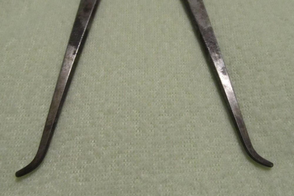 6" Spring-Type Machinest Divider - Solid Nut, Flat Leg