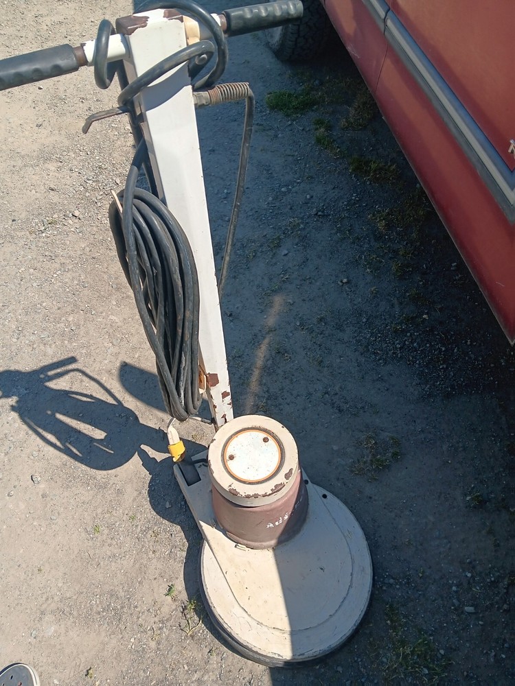 carpet extractor/ Cleaner/buffer