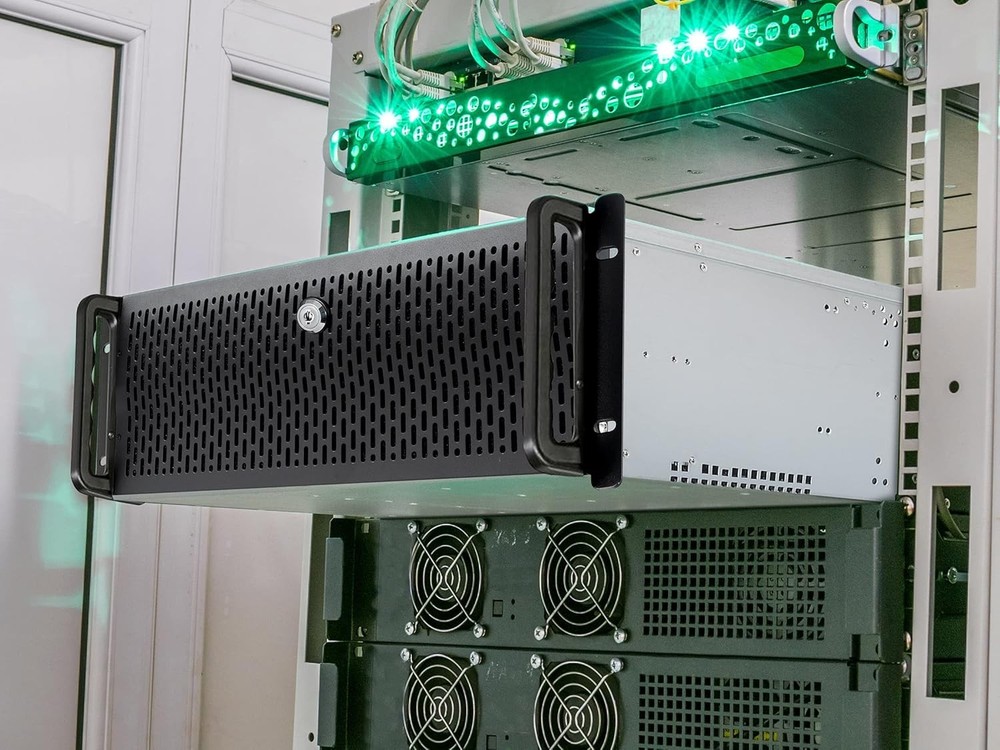 4U Server Chassis 11 Bay Server Case 8X 3.5 + 3X 5.25 HDD ATX Rackmount Server