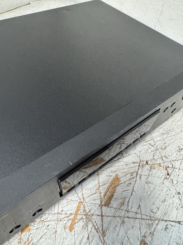 Marantz Tuner ST600 Working Good Condition No Remote