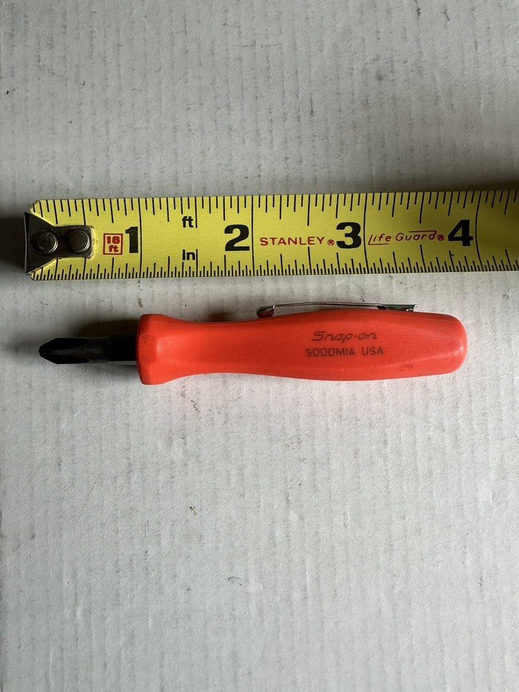 Snap-on Pocket Screwdriver. Reversible Bit. Orange