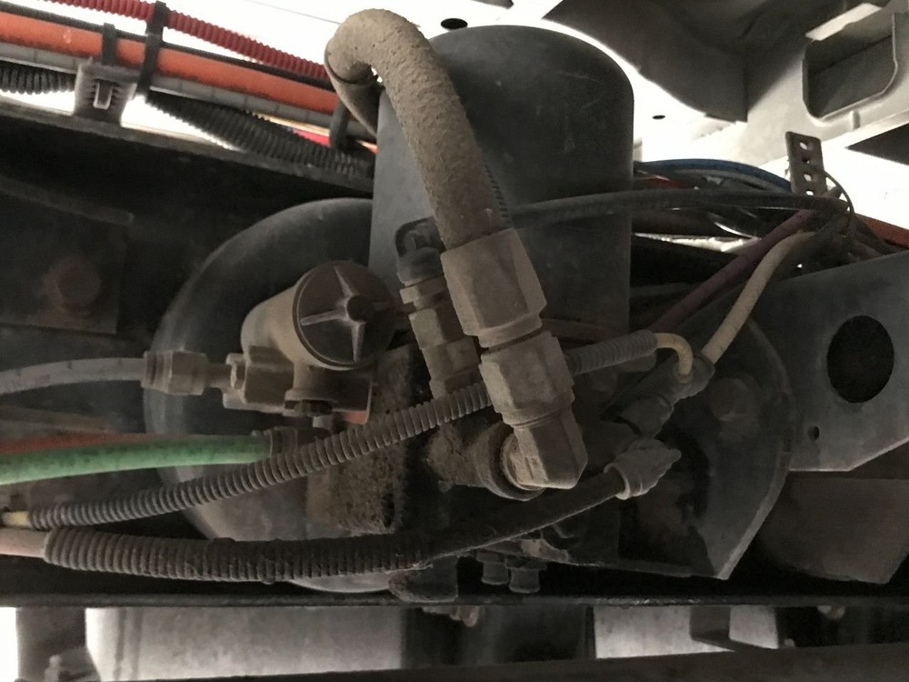 Bendix AD-IS Air Dryer - Used