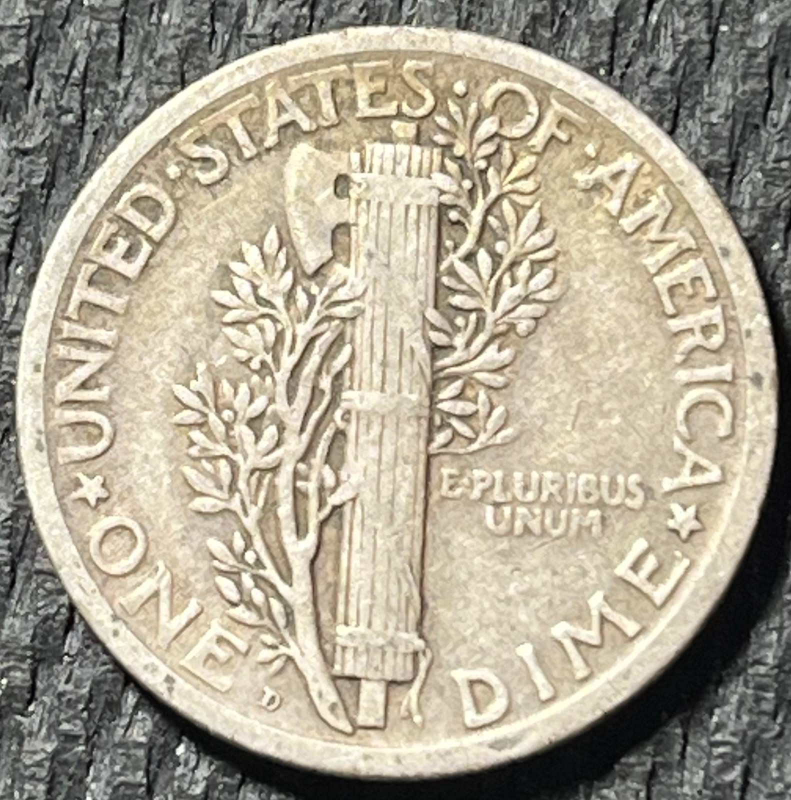 Very Nice Better Date 1924-D Mercury Silver Dime