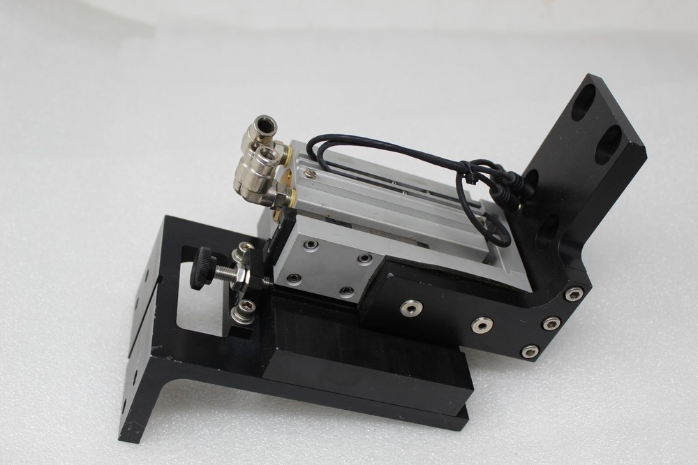 COMPACT AUTOMATION QS04-351-R2 PRECISION LINEAR STAGE WITH BRACKET