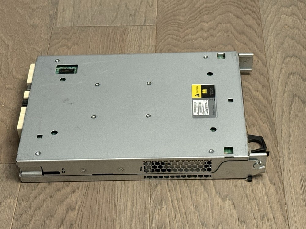 NetApp 111-03964+E3, 111-03965 + E3 -Netapp Controller - Make an Offer