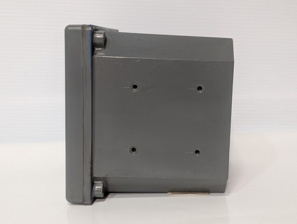 Schott Great Lakes Instruments Model 672E Conductivity Analyzer