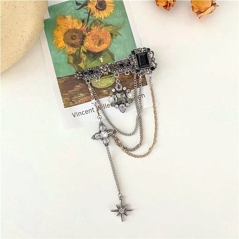 Fashion Black Gemstone Sparkling Rhinestone Star Tassel Chain Brooch Pin Jewelry