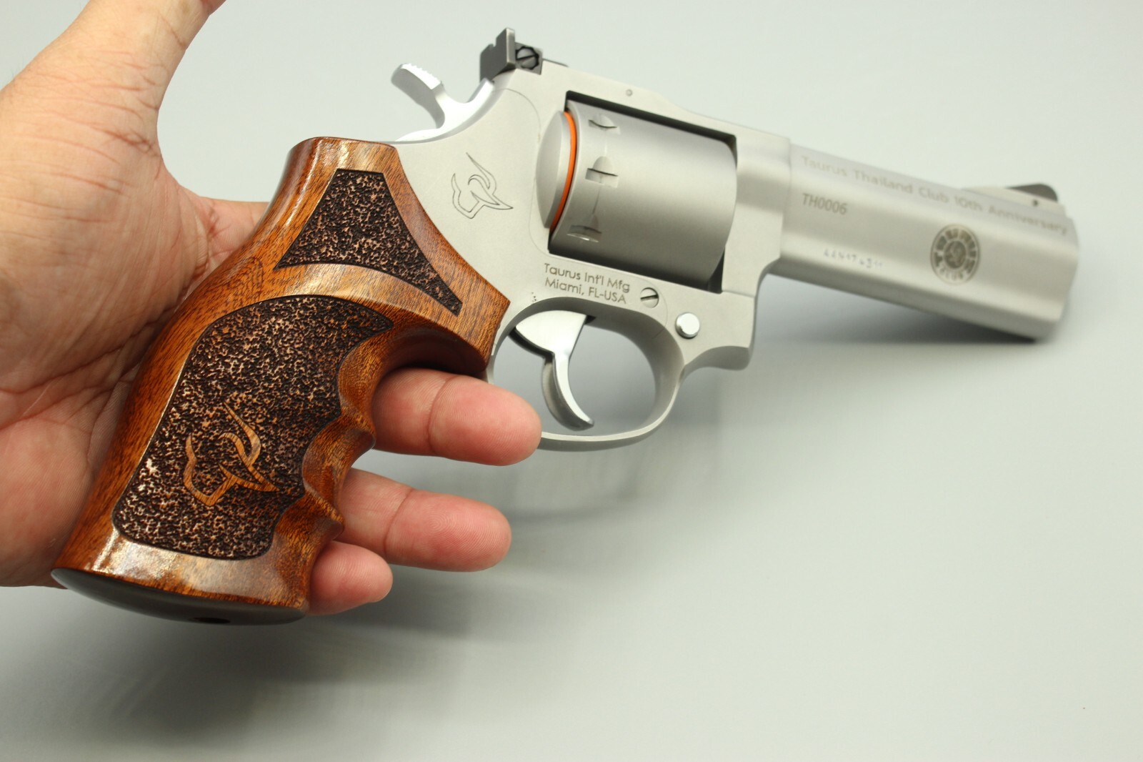 For Taurus Tracker/Judge Grips Fit Model 627 445 450 692 817 992 Sapele Wood New