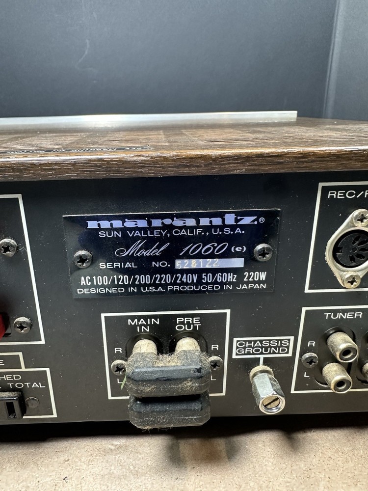 Marantz Model 1060 Stereo Amplifier Ships Fast!