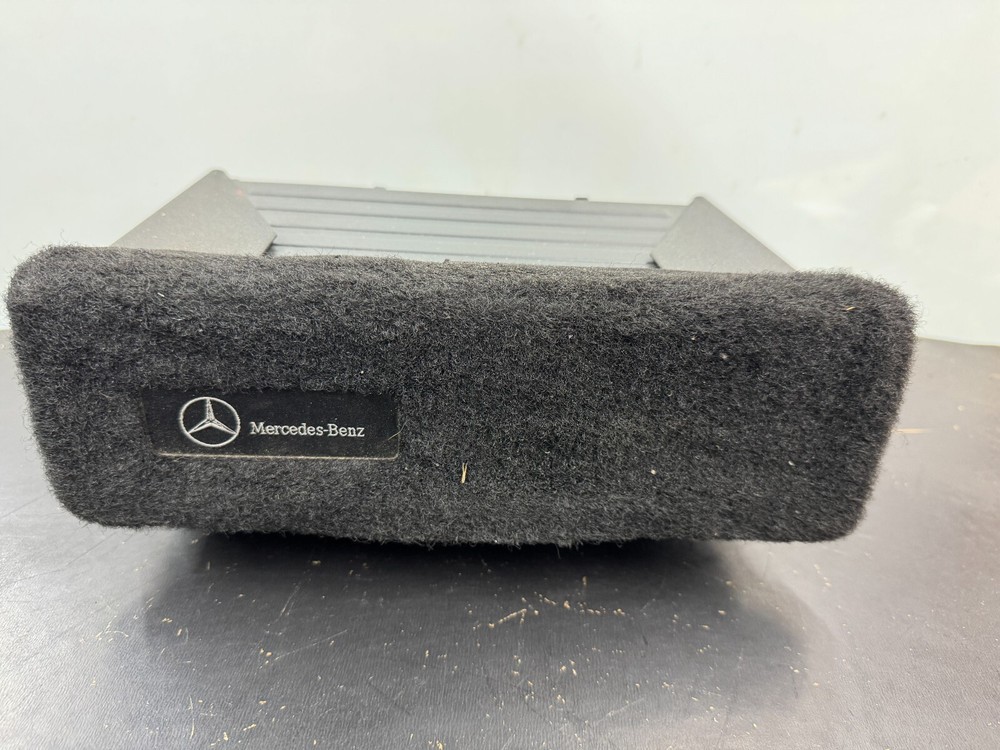 MERCEDES BENZ ORIGINAL  CD CHANGER