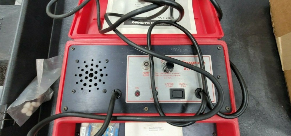 SNAP-ON TOOLS VINTAGE ELECTRONIC HALOGEN LEAK DETECTOR ACT200A