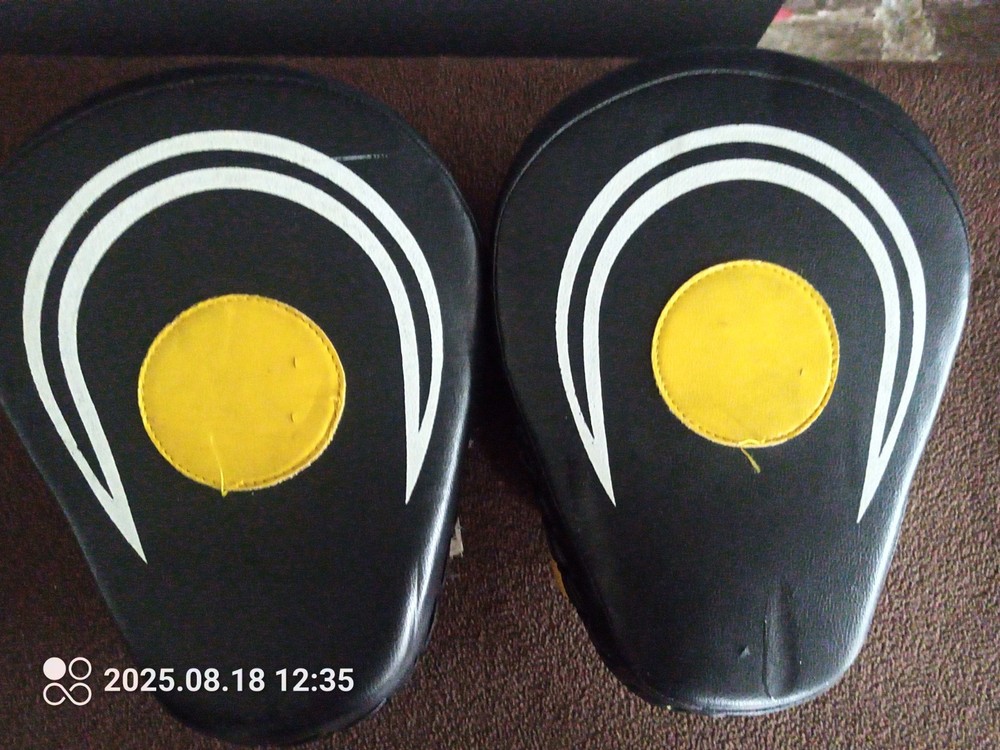 Rhingo Focus Mitts Black And Yellow