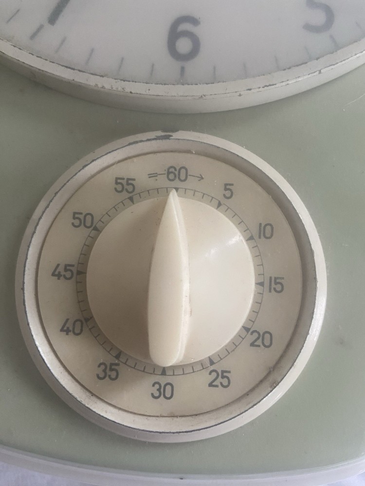 Vintage Kienzle Kitchen Clock