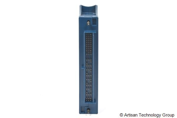 NI cFP-AO-210 8-Channel Analog Voltage Output Module