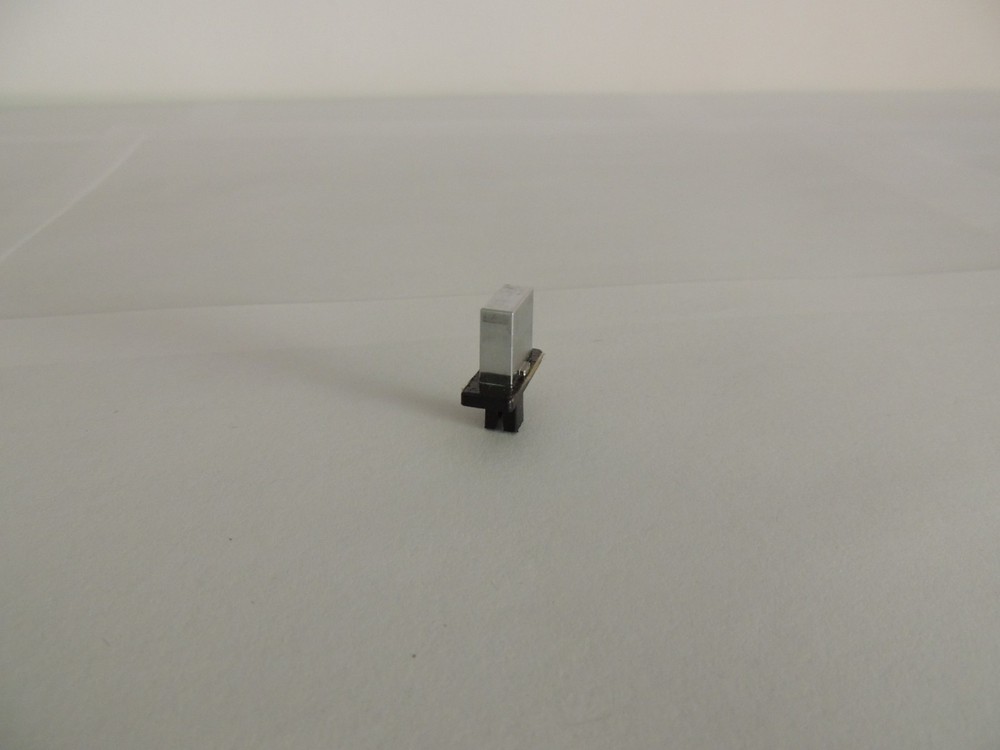SANSUI SE-7 (Silver.) EQ-Push Switch Knob 53194910