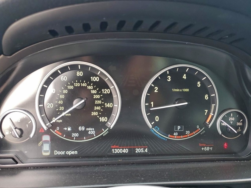 535I 2013 Glove Box 4950951