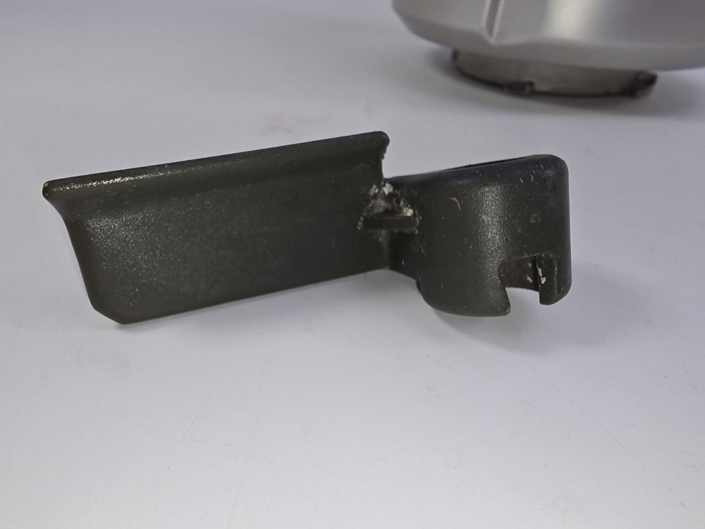 Welbilt "The Bread Machine" ABM-100-3 Bread Pan & Paddle Replacement Set