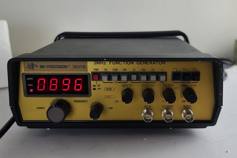 3011B Function Generator ~ New Old Stock ~ Powers On