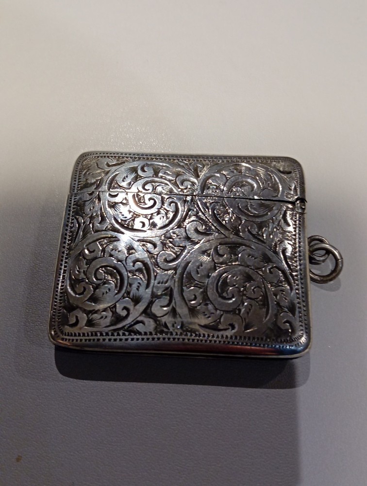 Solid Silver Victorian Vesta Case 1909.