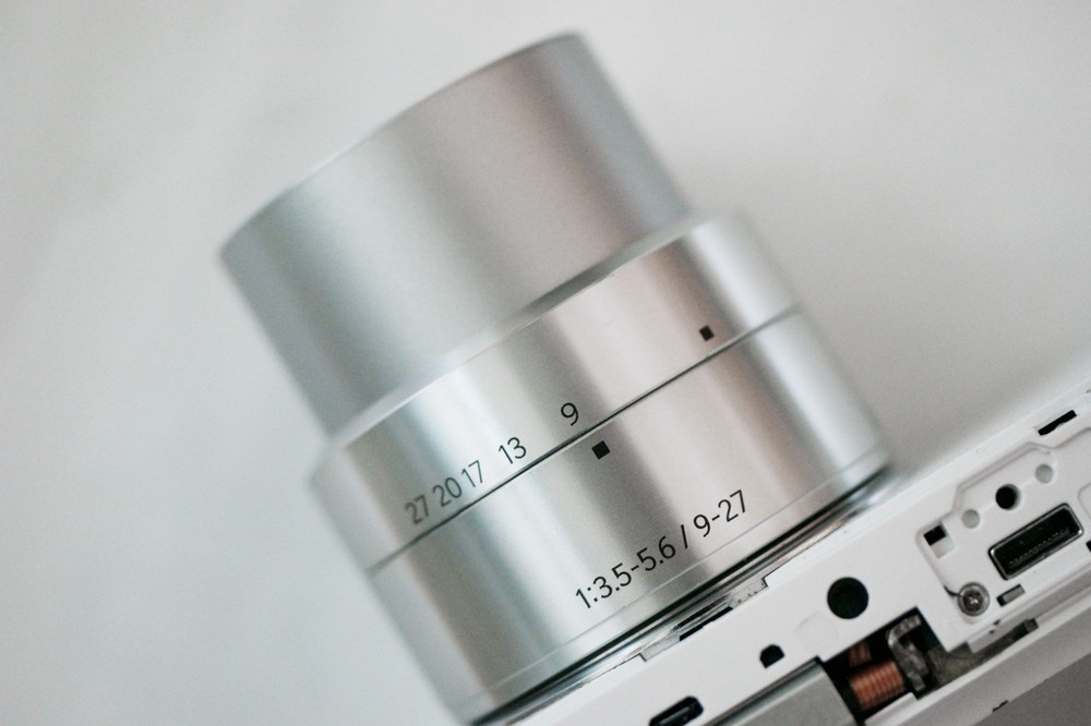 Samsung NX mini Camera [Read "Description"]