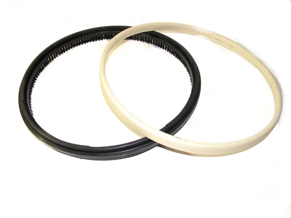 Tile and grout cleaning tool