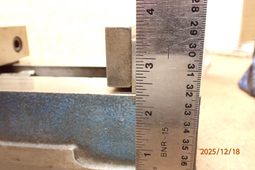 KURT D40 MILLING MILL MACHINE VISE