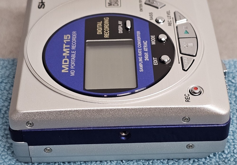 Sharp Mini Disc Portable MD-MT15H