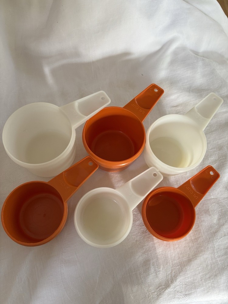 Vintage Tupperware Measuring Cups Orange & White