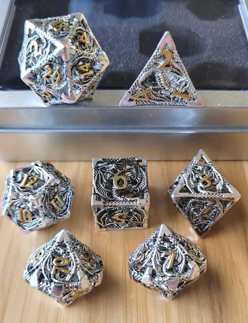 Metal Gaming Dice Set (7 pcs) & Box | Hollow | Dungeons and Dragons | RPG | DnD