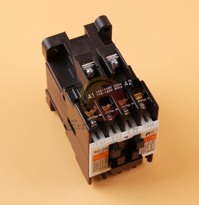 One New Fuji electromagnetic contactor SC-03 AC110V