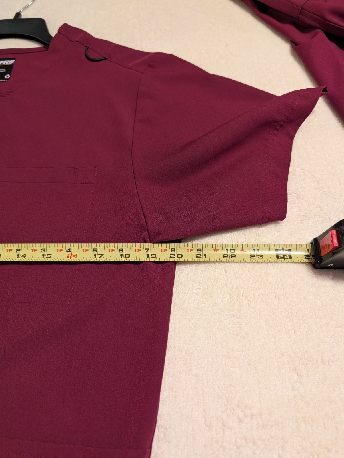 Skechers/Barco Scrubs Burgundy Men’s Set Top & Bottom Solid Pattern Size Small