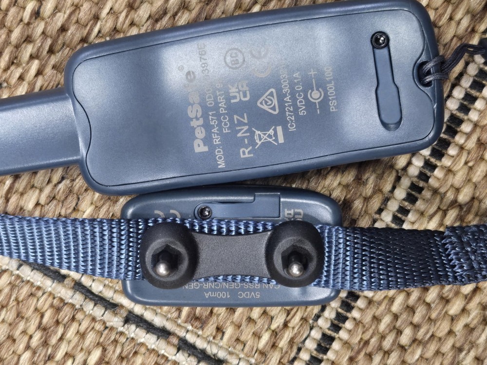 Petsafe RFA-571 Remote Control RFA-572 Controller Collar With Charge Cable