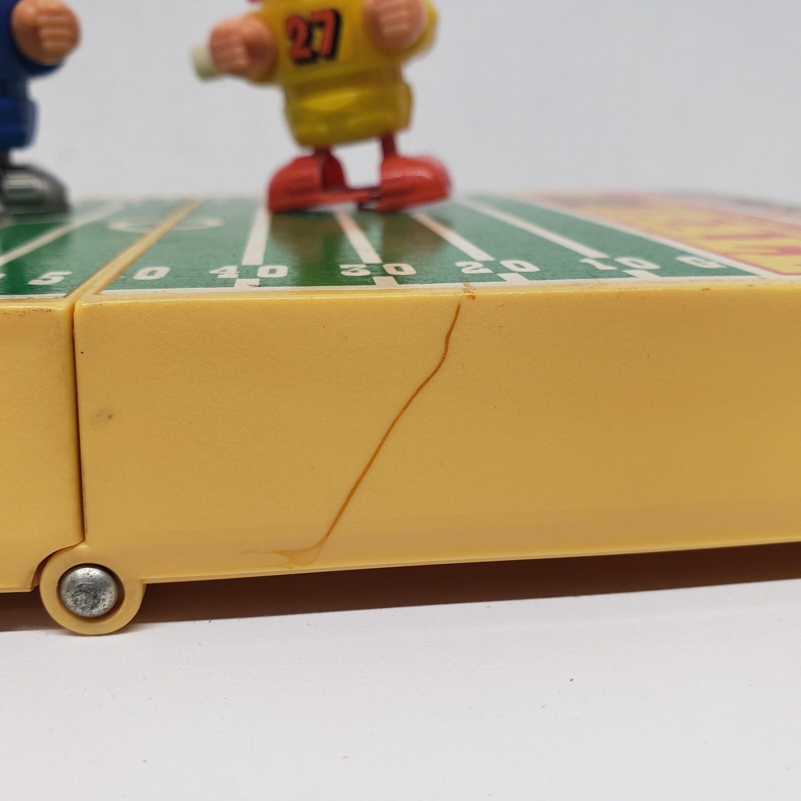 VINTAGE 1981 TOMY FUNNY FOOTBALL WIND UP TOY GAME Missing Footballs