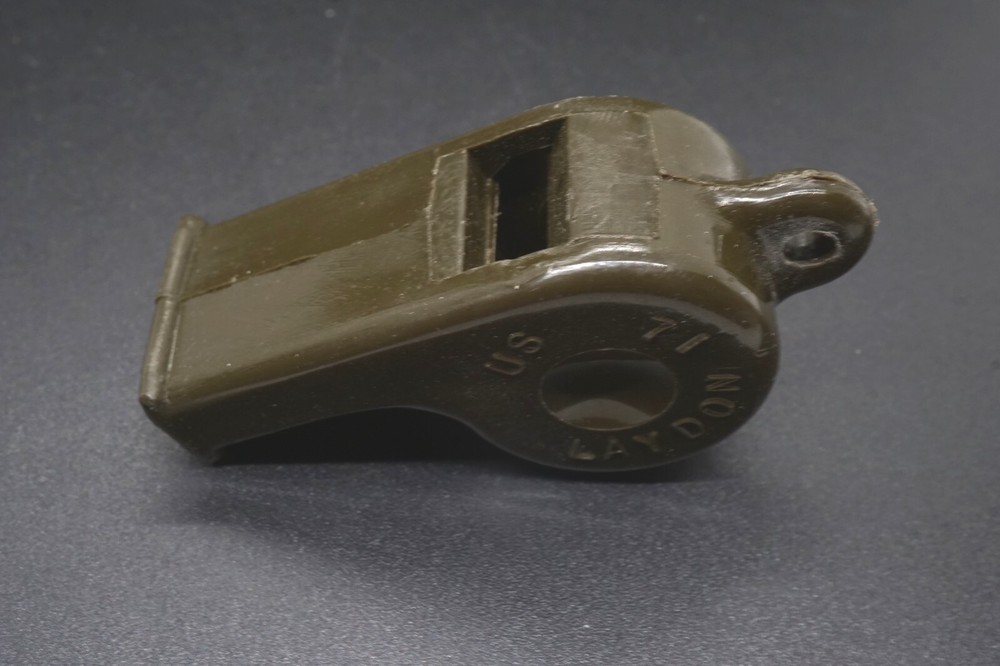 WWII Army, Navy, USMC Green Plastic Whistle GREAT SHAPE