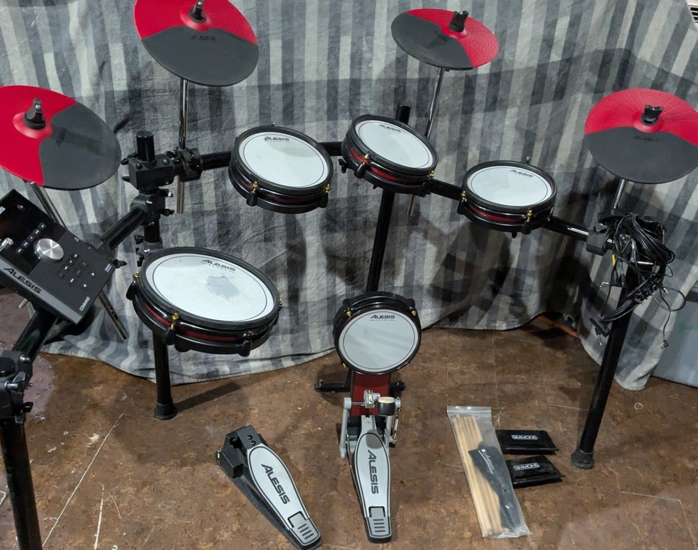 ALESIS Command X 9 piece electronic drum set