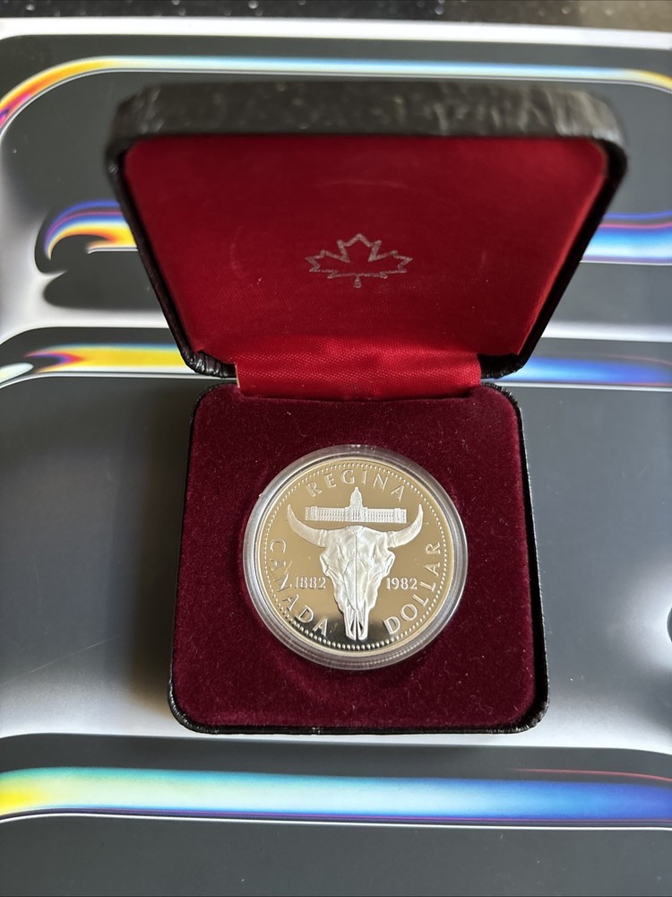 1982 CANADA SILVER DOLLAR REGINA CENTENNIAL