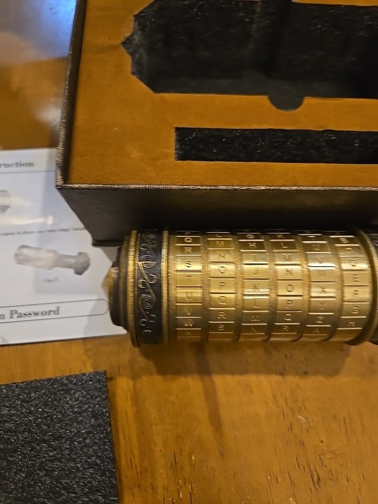 Da Vinci Code Mini cylinder puzzle Cryptex Lock Safe Lightly Used