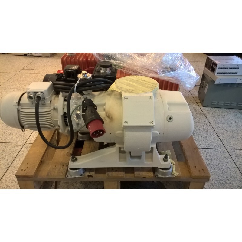 ROOTS VACUUM PUMP RUVAC