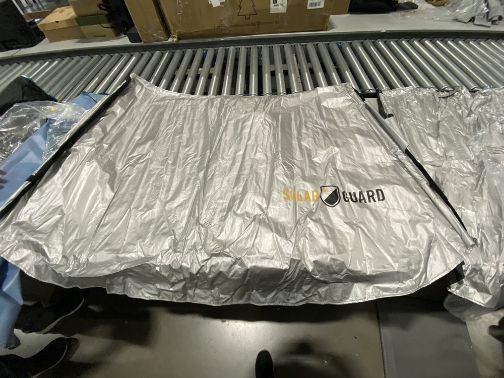 SOLARGUARD SOLAR GUARD WINDSHIELD COVER - SILVER - Scratch & Dent