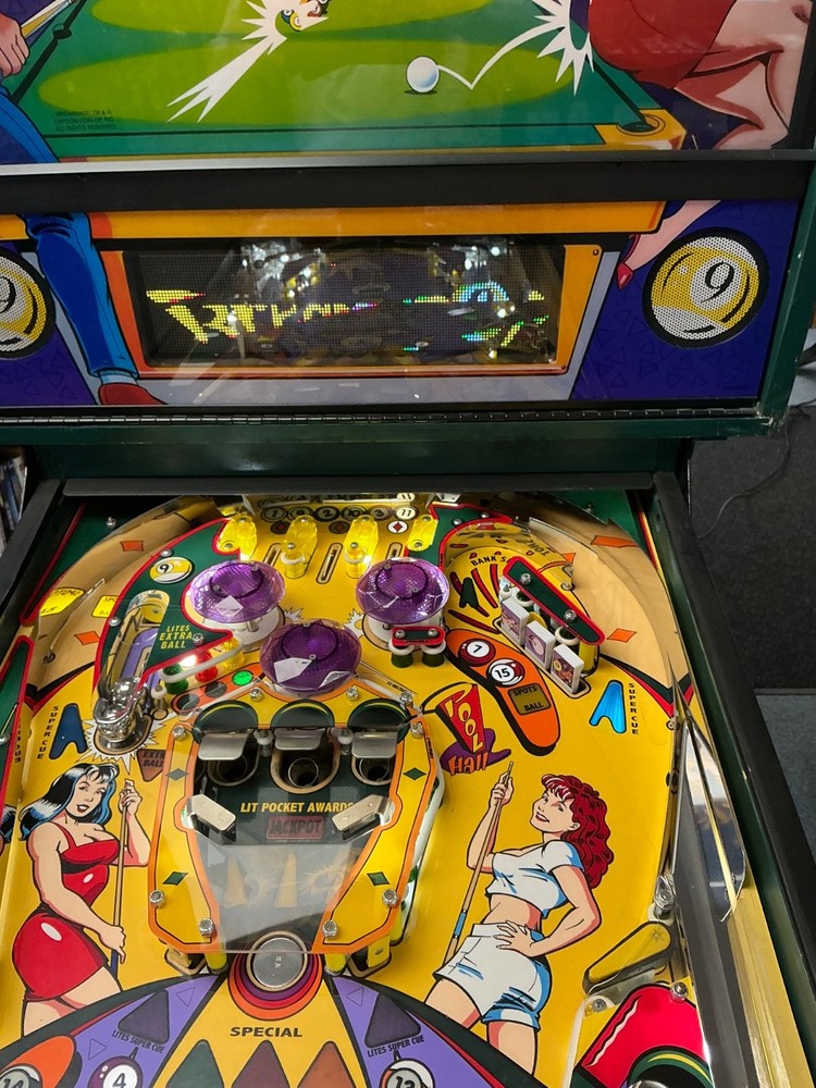 Refurbished Capcom Breakshot Pinball Machine Pool Themed