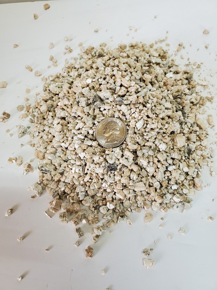Super Coarse Vermiculite - 6 Cups