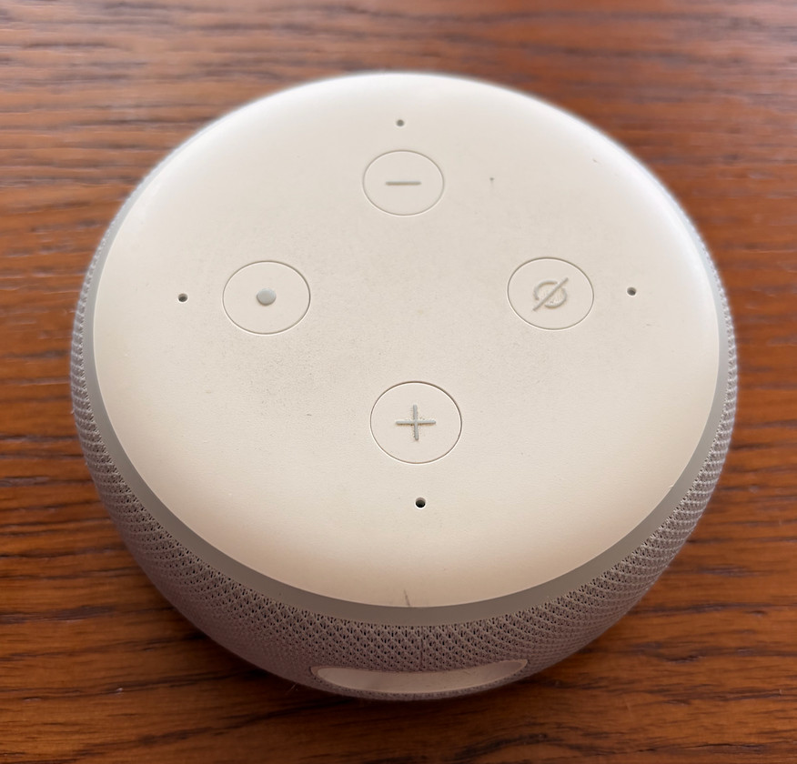 Amazon Echo Dot (3rd Gen) - Smart Speaker (Model D9N29T) - Sandstone/White