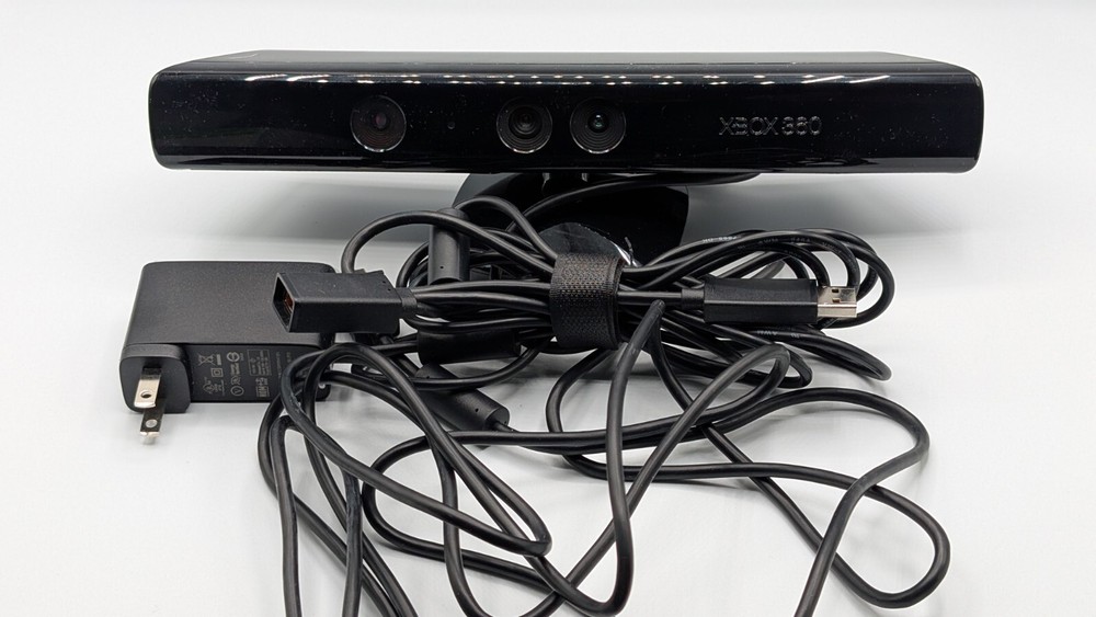 Microsoft XBOX 360 Kinect Sensor Bar with Original Box & Game