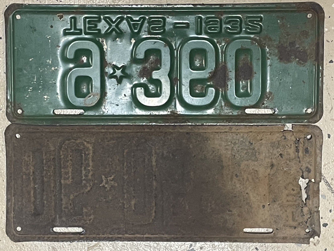 Vintage Texas License Plates 1931-1932