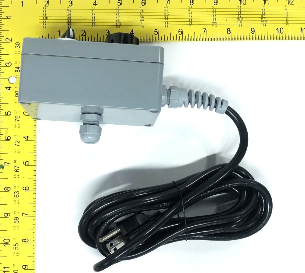 Unbranded Variable Auto Transformer 2-061-0060 NOS