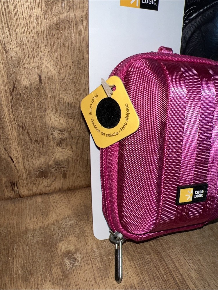 Case Logic QPB-201 Polyester in PINK Compact Camera Case Camera