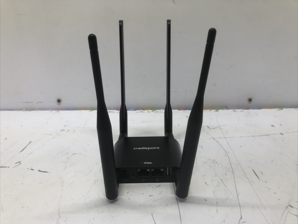 Cradlepoint IBR600LE-VZ Wireless Router w/ 4 Antennas ***UNTESTED***